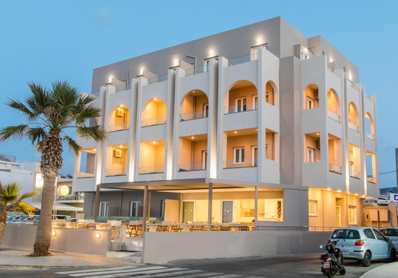 Marilyn Apartments Resmo Dış mekan fotoğraf