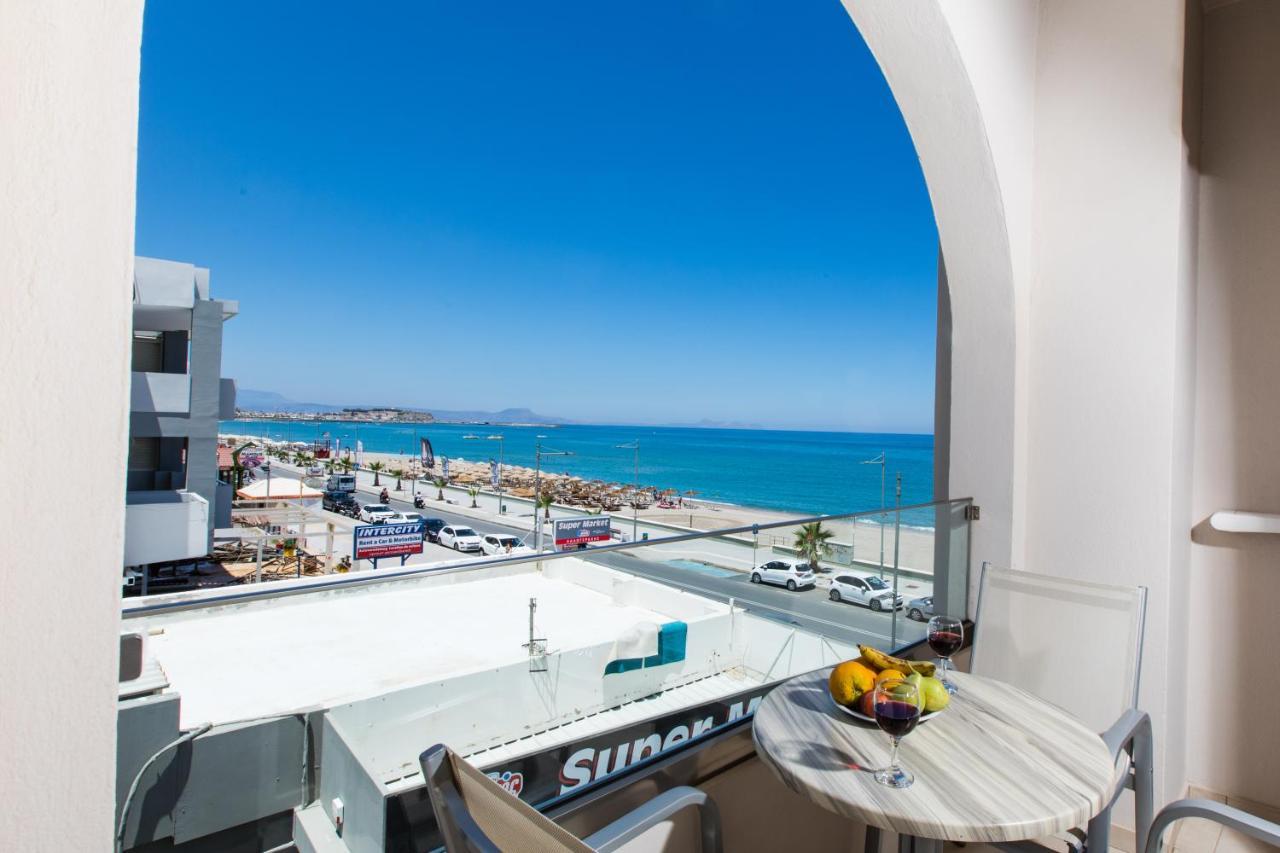 Marilyn Apartments Resmo Dış mekan fotoğraf