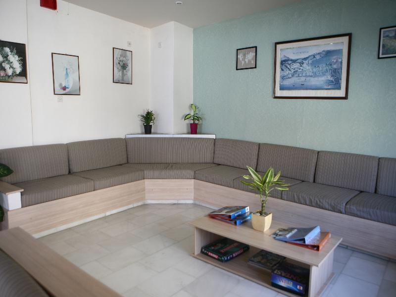 Marilyn Apartments Resmo Dış mekan fotoğraf