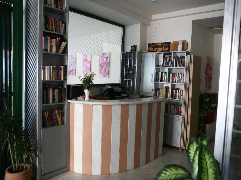 Marilyn Apartments Resmo Dış mekan fotoğraf